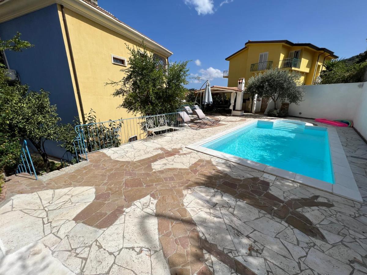 B&B Rita&Family Loceri Exterior foto